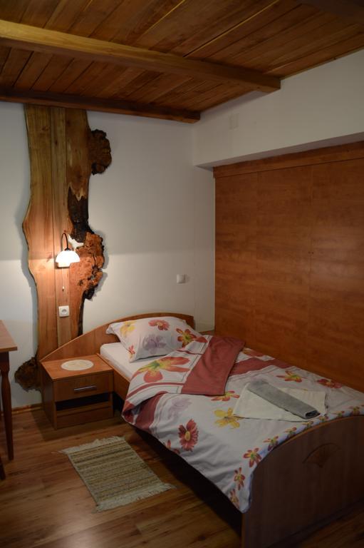 Apartmens And Rooms Sostar Cerkno Pokój zdjęcie