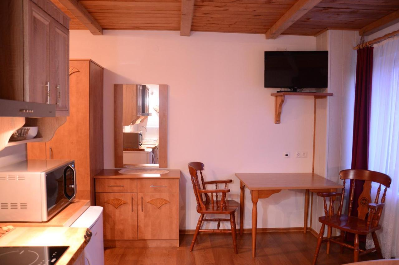 Apartmens And Rooms Sostar Cerkno Zewnętrze zdjęcie