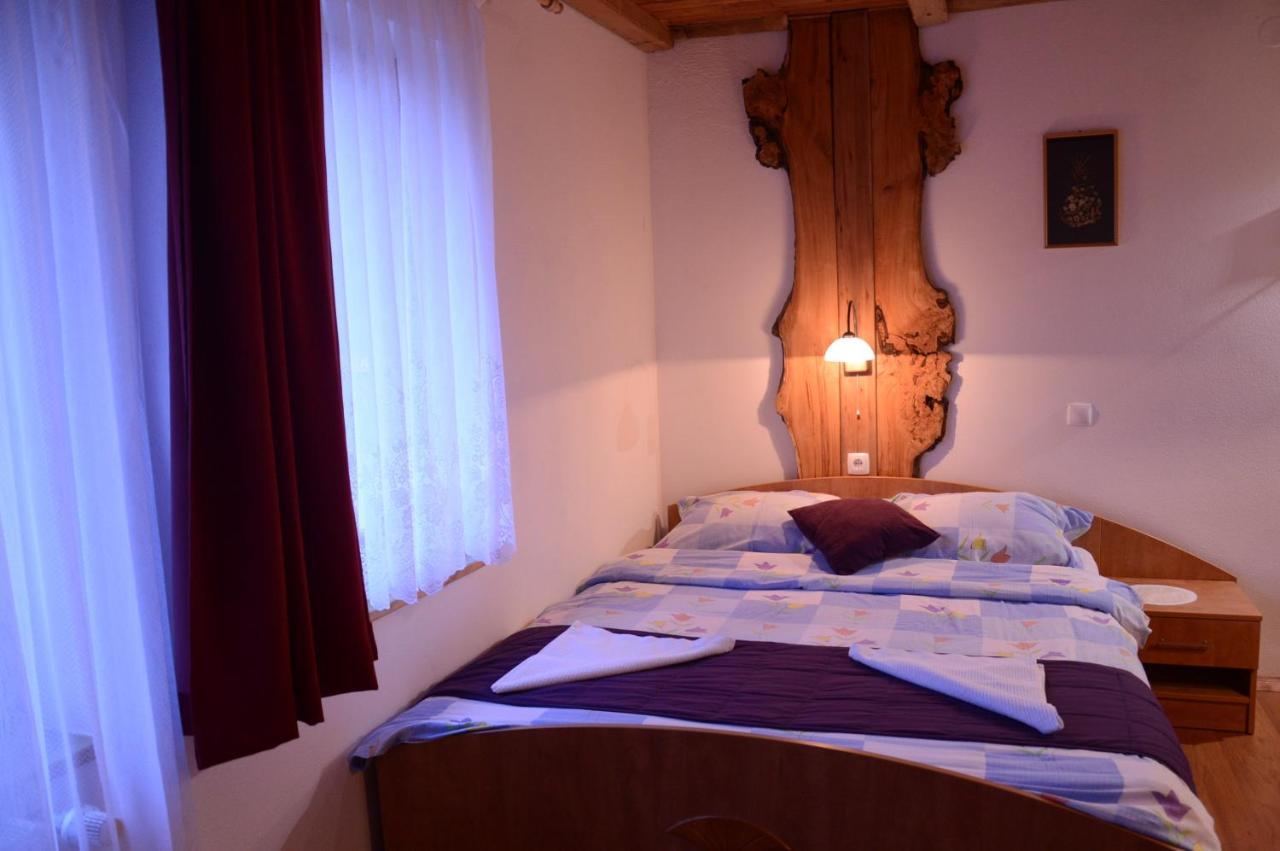 Apartmens And Rooms Sostar Cerkno Zewnętrze zdjęcie